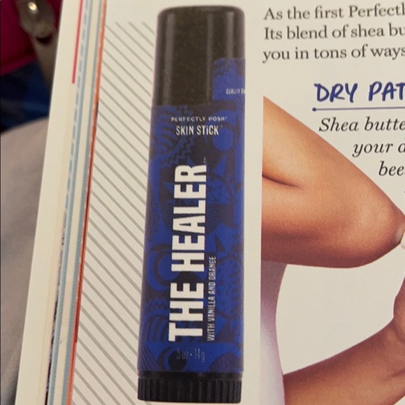 THE HEALER SKIN STICK Perfectly Posh - Picture 2 of 7
